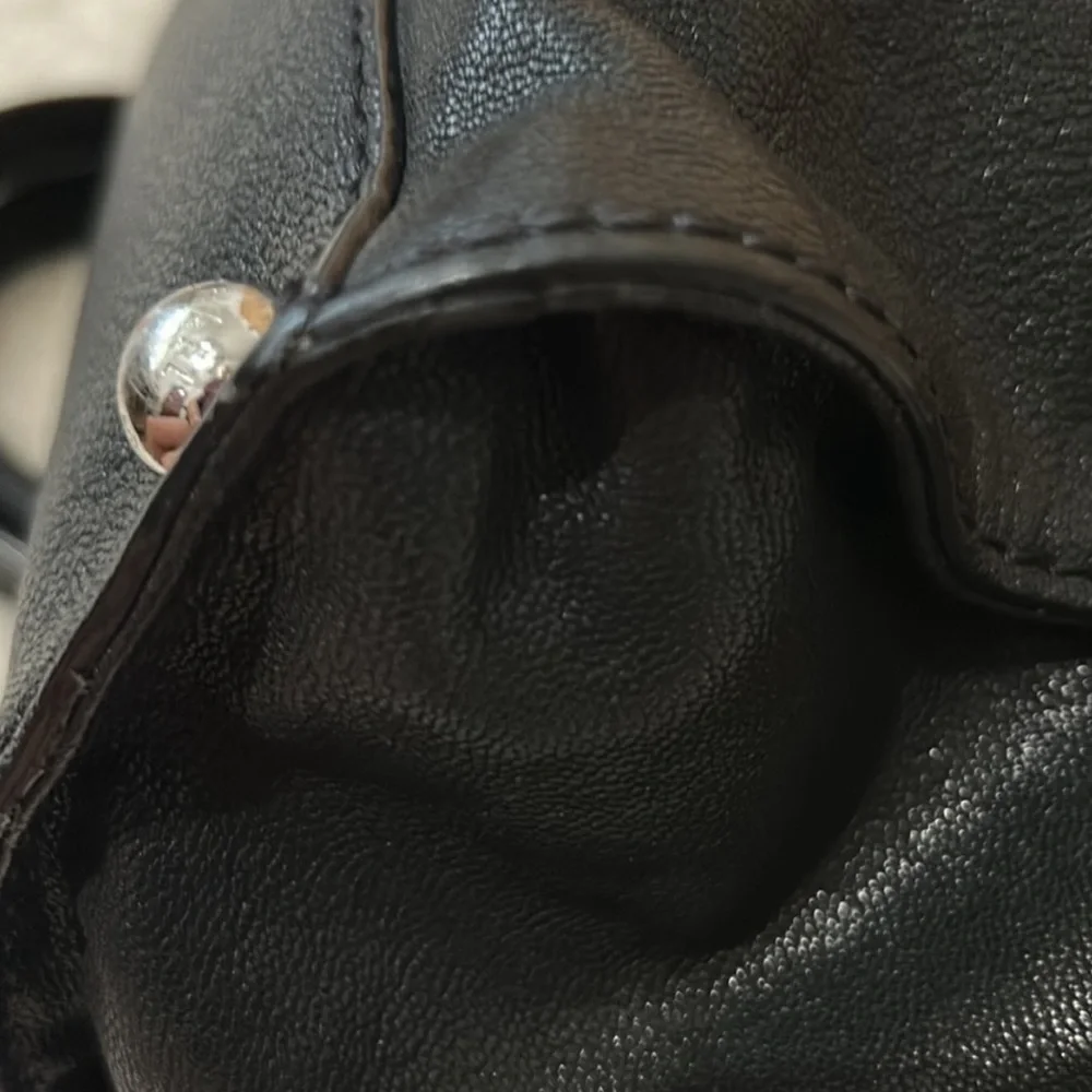 Michael Kors Purse - Picture 15 of 15